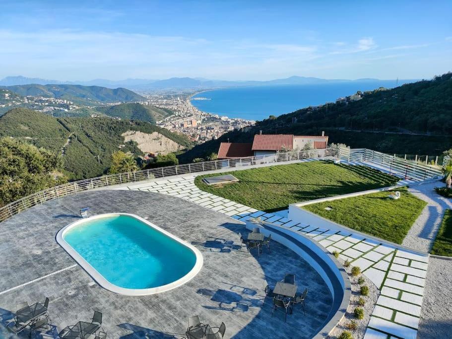 Appartamento Emma Con Piscina - Vista Mare"Tenuta Croce" Салерно Экстерьер фото