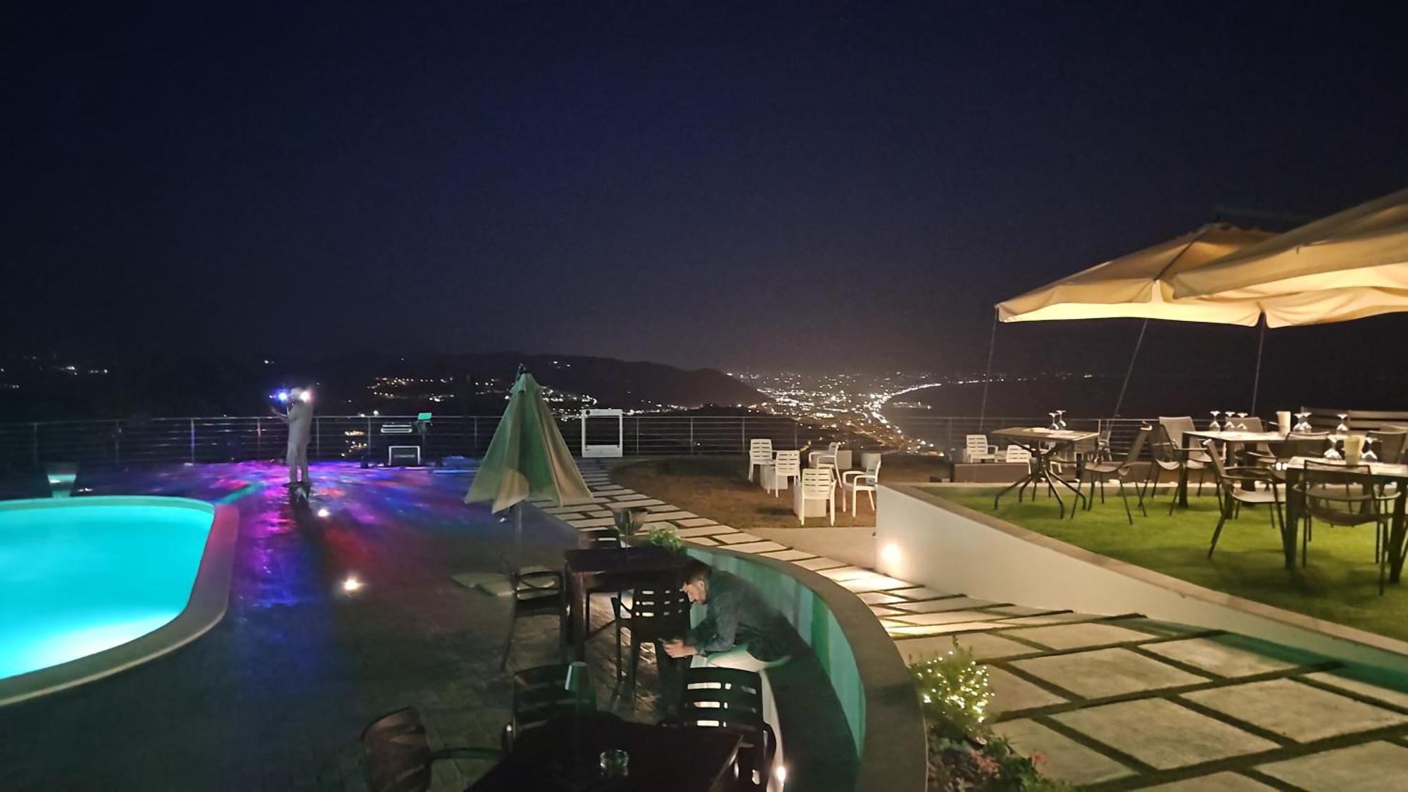 Appartamento Emma Con Piscina - Vista Mare"Tenuta Croce" Салерно Экстерьер фото